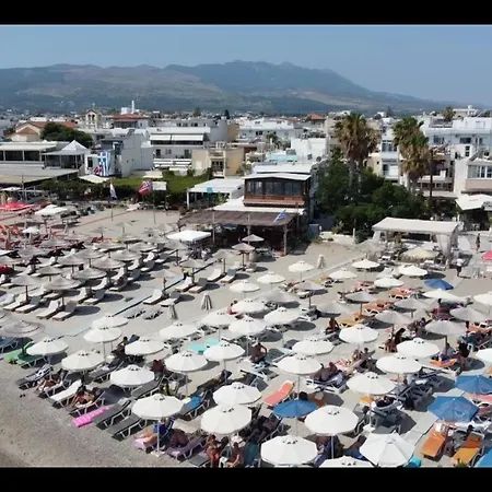 מלון דירות Side 3*